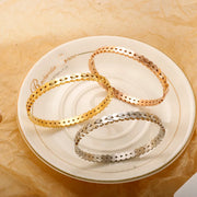 Elegant Leaf-Inspired Bangle Bracelet