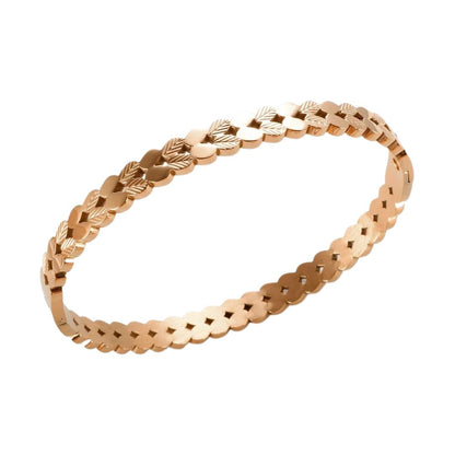 Elegant Leaf-Inspired Bangle Bracelet